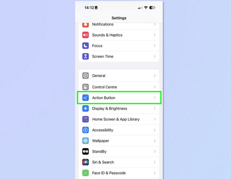 九真镇apple维修支持如何使用iPhone15Action按钮设置翻译